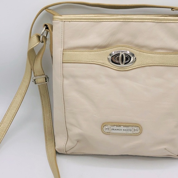 FRANCO SARTO NEW MESSENGER PURSE WITH BEAUTIFUL INTERIOR & VEGAN LEATHER - Picture 8 of 16